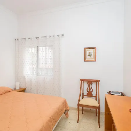 Semesterbostad The Red House - 3br With Private Terrace *